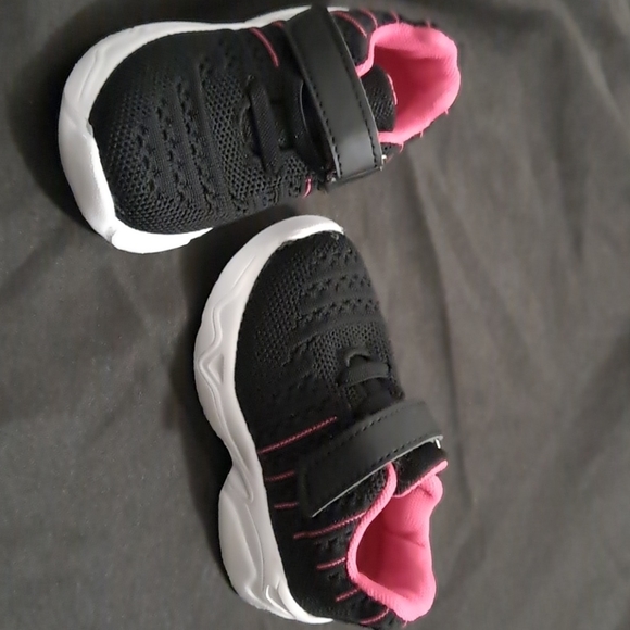 BM Collection Toddlers Girls Sneakers Size 5c - Picture 1 of 5